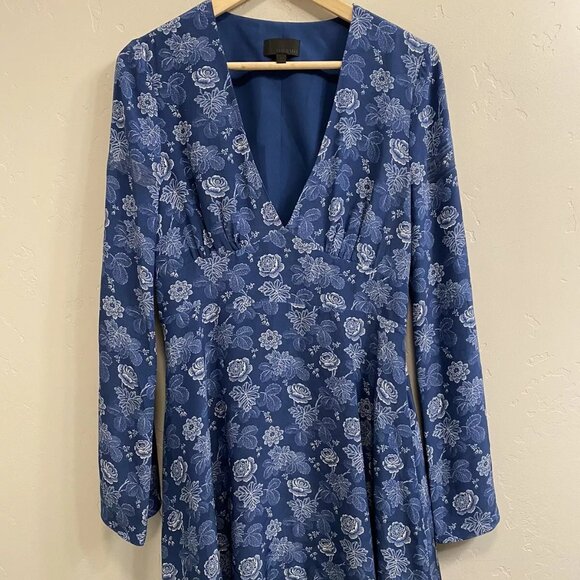 Intermix Women’s Size Large Blue Sonya 100% Silk Floral Back-Cutout Dress - Picture 1 of 11